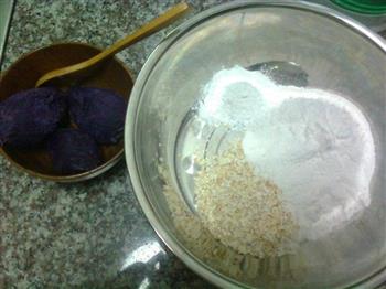紫薯燕麦小饼怎么做，紫薯燕麦小饼怎么做好吃，紫薯燕麦小饼做法