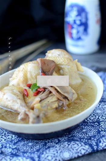 松茸煲鸡汤怎么做，松茸煲鸡汤怎么做好吃，松茸煲鸡汤做法