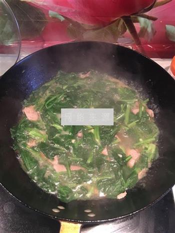 猪肝菠菜汤怎么做，猪肝菠菜汤怎么做好吃，猪肝菠菜汤做法