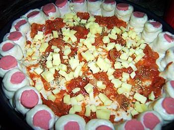 花边苹果鸡肉披萨怎么做，花边苹果鸡肉披萨怎么做好吃，花边苹果鸡肉披萨做法