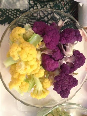 菜花双拼怎么做，菜花双拼怎么做好吃，菜花双拼做法