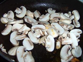 花边苹果鸡肉披萨怎么做，花边苹果鸡肉披萨怎么做好吃，花边苹果鸡肉披萨做法