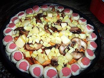 花边苹果鸡肉披萨怎么做，花边苹果鸡肉披萨怎么做好吃，花边苹果鸡肉披萨做法