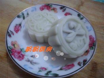 奶香冰皮月饼怎么做，奶香冰皮月饼怎么做好吃，奶香冰皮月饼做法