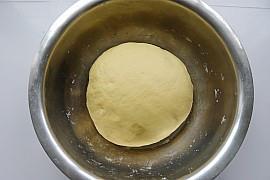 黄金豆沙糕怎么做，黄金豆沙糕怎么做好吃，黄金豆沙糕做法