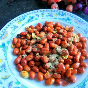 椒盐花生米怎么做，椒盐花生米怎么做好吃，椒盐花生米做法