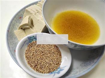 奶汁豆腐汤怎么做，奶汁豆腐汤怎么做好吃，奶汁豆腐汤做法