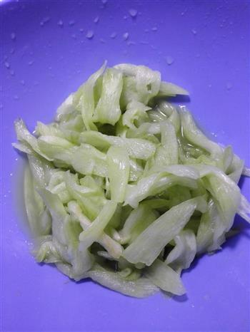 白芋蒙焖鱼怎么做，白芋蒙焖鱼怎么做好吃，白芋蒙焖鱼做法