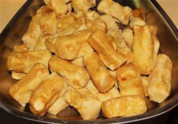 香炸豆腐怎么做，香炸豆腐怎么做好吃，香炸豆腐做法