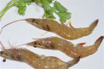 吮指油焖大虾怎么做，吮指油焖大虾怎么做好吃，吮指油焖大虾做法