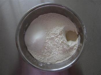毛毛虫面包怎么做，毛毛虫面包怎么做好吃，毛毛虫面包做法
