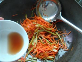 明目养生菜-素炒胡萝卜丝怎么做，明目养生菜-素炒胡萝卜丝怎么做好吃，明目养生菜-素炒胡萝卜丝做法