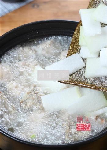 排骨冬瓜丸子汤怎么做，排骨冬瓜丸子汤怎么做好吃，排骨冬瓜丸子汤做法