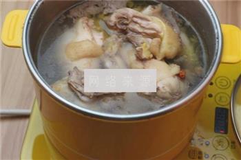 玛卡香菇枸杞汤怎么做，玛卡香菇枸杞汤怎么做好吃，玛卡香菇枸杞汤做法