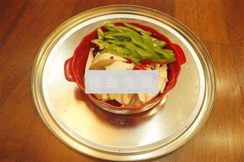 热辣辣牛肉泡菜汤怎么做，热辣辣牛肉泡菜汤怎么做好吃，热辣辣牛肉泡菜汤做法