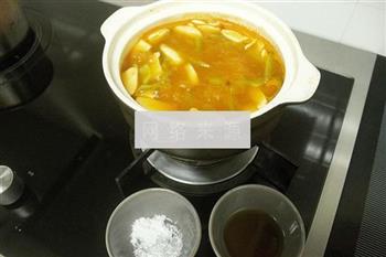热辣辣牛肉泡菜汤怎么做，热辣辣牛肉泡菜汤怎么做好吃，热辣辣牛肉泡菜汤做法