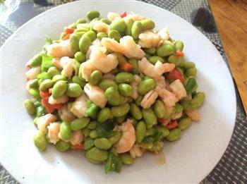 虾仁炒毛豆米怎么做，虾仁炒毛豆米怎么做好吃，虾仁炒毛豆米做法