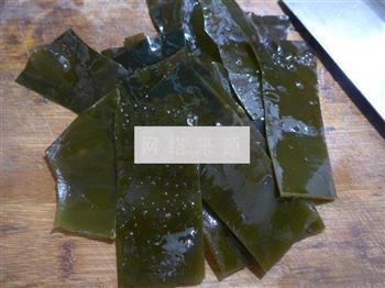 海带肉骨汤怎么做，海带肉骨汤怎么做好吃，海带肉骨汤做法