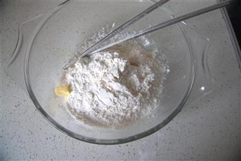 香酥苹果派怎么做，香酥苹果派怎么做好吃，香酥苹果派做法