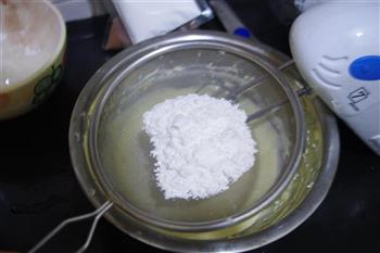 乳酪布朗尼蛋糕怎么做，乳酪布朗尼蛋糕怎么做好吃，乳酪布朗尼蛋糕做法