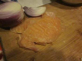 黑椒鸡排怎么做，黑椒鸡排怎么做好吃，黑椒鸡排做法