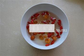 鲜莲肉桂茶怎么做，鲜莲肉桂茶怎么做好吃，鲜莲肉桂茶做法
