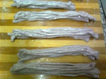 紫薯盘丝饼怎么做，紫薯盘丝饼怎么做好吃，紫薯盘丝饼做法