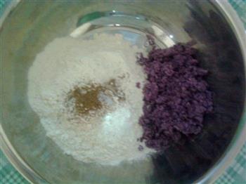 紫薯盘丝饼怎么做，紫薯盘丝饼怎么做好吃，紫薯盘丝饼做法