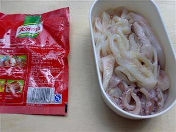 蒜香肉丸虾怎么做，蒜香肉丸虾怎么做好吃，蒜香肉丸虾做法