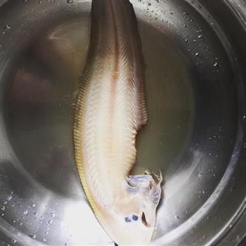 红烧舌鳎鱼怎么做，红烧舌鳎鱼怎么做好吃，红烧舌鳎鱼做法