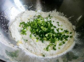 葱香腊肉饼怎么做，葱香腊肉饼怎么做好吃，葱香腊肉饼做法