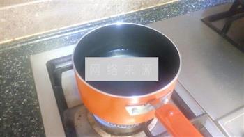 黄花菜汤怎么做，黄花菜汤怎么做好吃，黄花菜汤做法