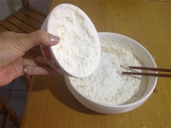 香蕉饼怎么做，香蕉饼怎么做好吃，香蕉饼做法