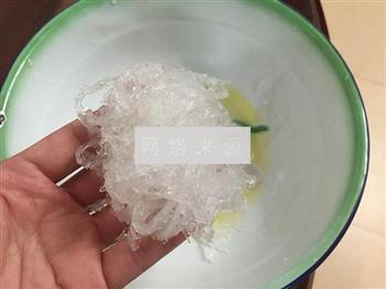 蜂蜜雪梨燕窝怎么做，蜂蜜雪梨燕窝怎么做好吃，蜂蜜雪梨燕窝做法