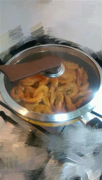 蒜蓉牛油煎虾怎么做，蒜蓉牛油煎虾怎么做好吃，蒜蓉牛油煎虾做法