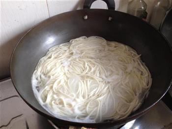 青椒肉丝面怎么做，青椒肉丝面怎么做好吃，青椒肉丝面做法