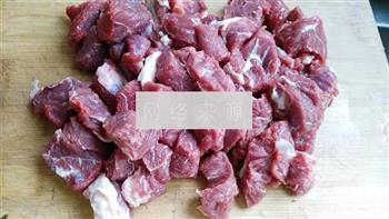 清炖牛肉汤怎么做，清炖牛肉汤怎么做好吃，清炖牛肉汤做法