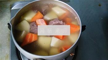 清炖牛肉汤怎么做，清炖牛肉汤怎么做好吃，清炖牛肉汤做法