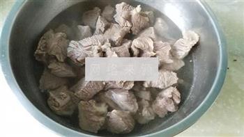 清炖牛肉汤怎么做，清炖牛肉汤怎么做好吃，清炖牛肉汤做法