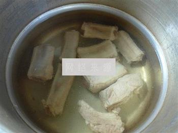 娃娃菜排骨汤怎么做，娃娃菜排骨汤怎么做好吃，娃娃菜排骨汤做法