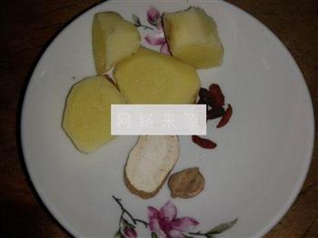 白萝卜鸭架汤怎么做，白萝卜鸭架汤怎么做好吃，白萝卜鸭架汤做法