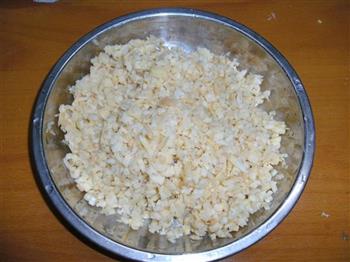 麻香鲜笋黑米饼怎么做，麻香鲜笋黑米饼怎么做好吃，麻香鲜笋黑米饼做法
