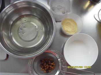 蛋白发糕怎么做，蛋白发糕怎么做好吃，蛋白发糕做法