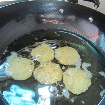 炸糯米饼怎么做，炸糯米饼怎么做好吃，炸糯米饼做法