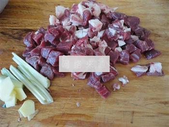 牛肉萝卜汤怎么做，牛肉萝卜汤怎么做好吃，牛肉萝卜汤做法