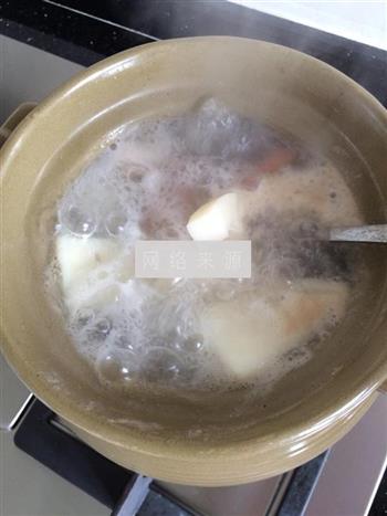 莲藕胡萝卜淮山汤怎么做，莲藕胡萝卜淮山汤怎么做好吃，莲藕胡萝卜淮山汤做法