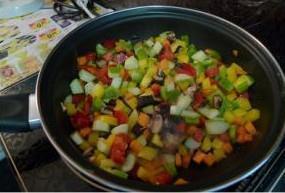蛋煎菜蔬怎么做，蛋煎菜蔬怎么做好吃，蛋煎菜蔬做法
