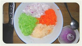 苦瓜饼怎么做，苦瓜饼怎么做好吃，苦瓜饼做法