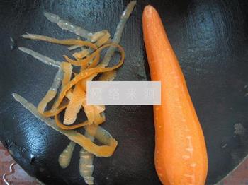 胡萝卜玉米鲫鱼汤怎么做，胡萝卜玉米鲫鱼汤怎么做好吃，胡萝卜玉米鲫鱼汤做法