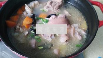 清炖猪脚汤怎么做，清炖猪脚汤怎么做好吃，清炖猪脚汤做法
